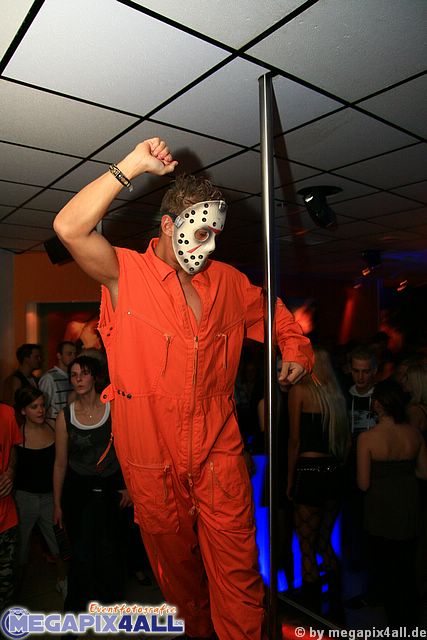 20081031_halifax_black_halloween_127.jpg