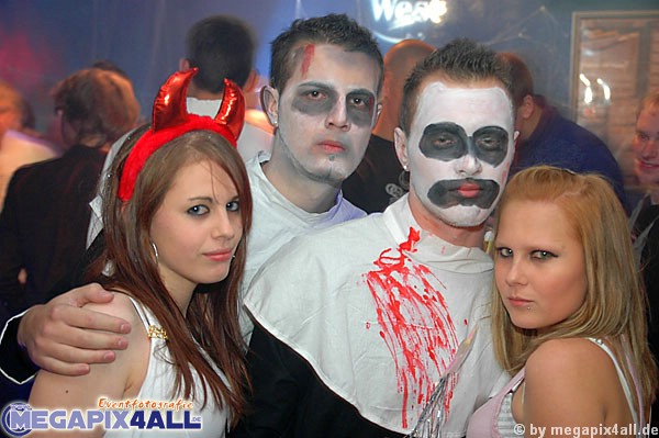 halifax_halloween_375.jpg